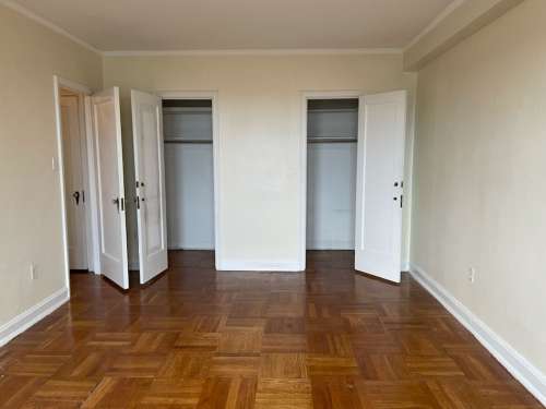 S Bed The Royal York Apartments 376