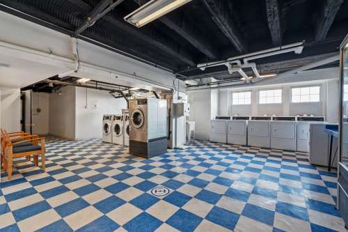 S Bed The Royal York Apartments 627