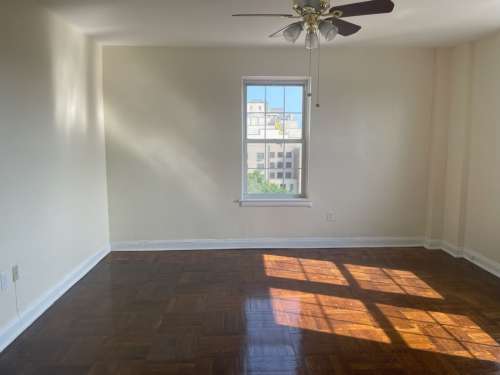 S Bed The Royal York Apartments 643