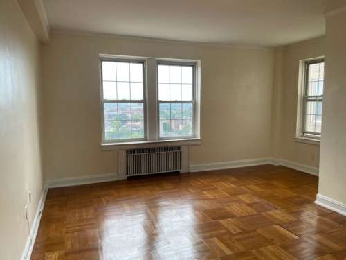 S Bed The Royal York Apartments 373