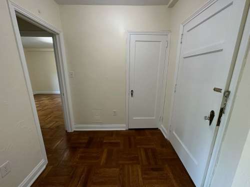 S Bed The Royal York Apartments 269