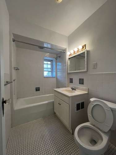 S Bed The Royal York Apartments 965