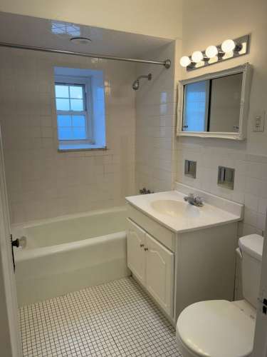 S Bed The Royal York Apartments 520