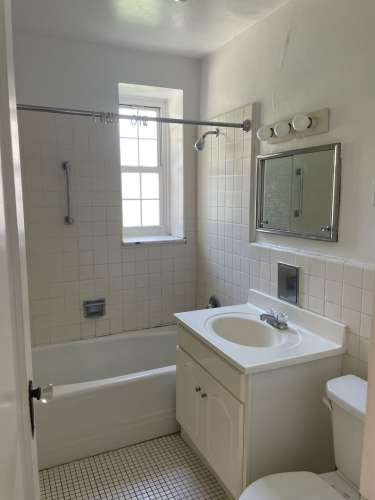 S Bed The Royal York Apartments 907