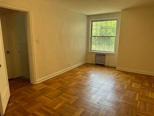 S Bed The Royal York Apartments 558