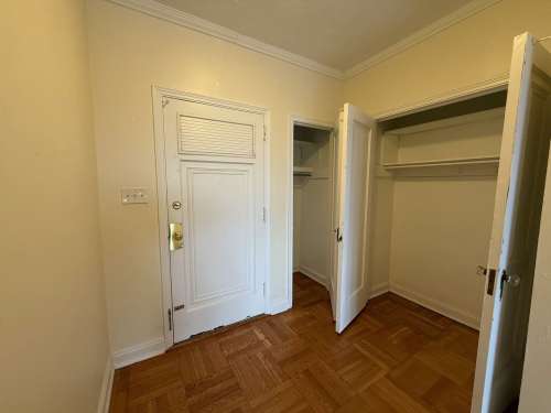 S Bed The Royal York Apartments 528