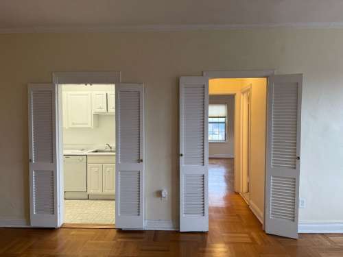 S Bed The Royal York Apartments 513