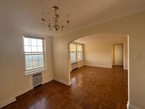 S Bed The Royal York Apartments 693