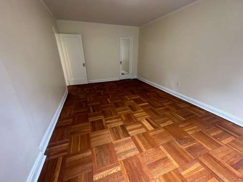 S Bed The Royal York Apartments 501