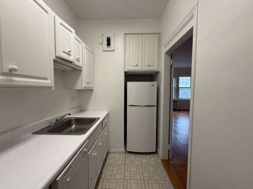 S Bed The Royal York Apartments 516