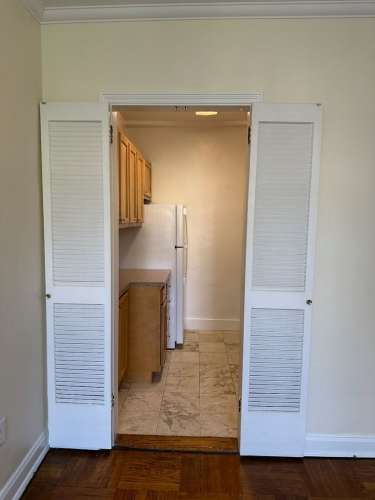 S Bed The Royal York Apartments 263