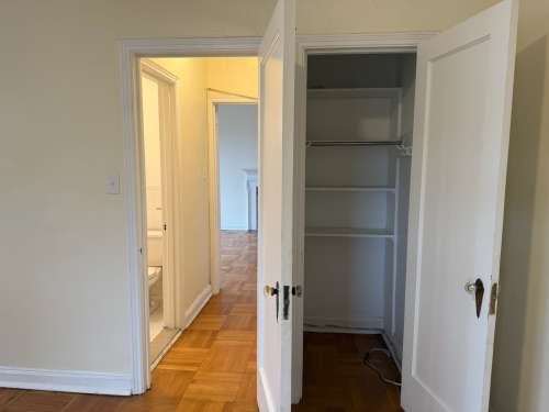 S Bed The Royal York Apartments 525