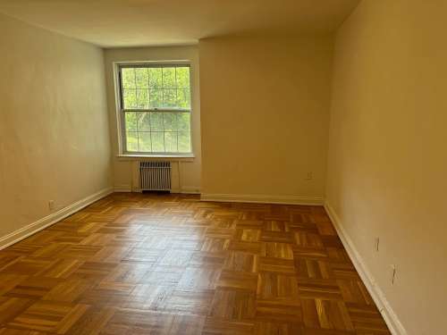 S Bed The Royal York Apartments 557