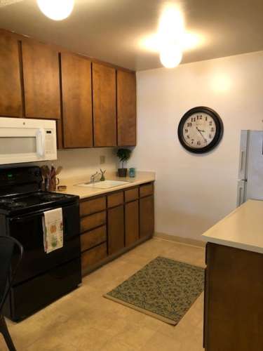 S Bed Viking Apartments LLC 22