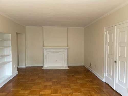 S Bed The Royal York Apartments 855