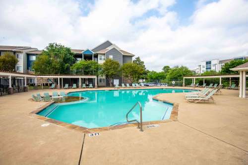 S Bed The Outpost 14