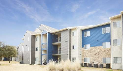 S Bed The Outpost 11