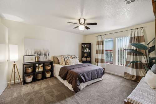 S Bed Arlington Farm Apartments 1