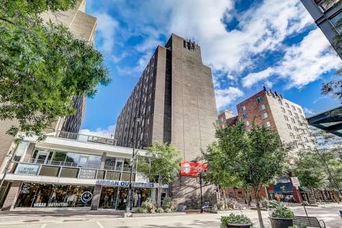 S Bed Towers on State 25