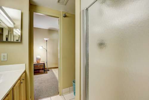 S Bed Towers on State 8