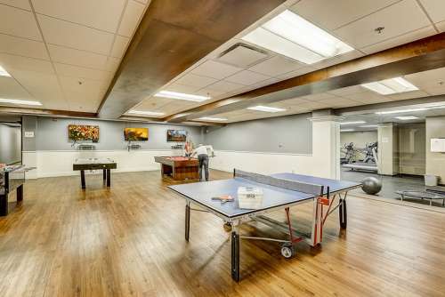 S Bed Towers on State 17