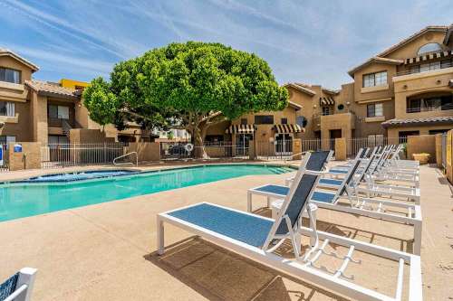 S Bed Yugo Tempe Villas 35