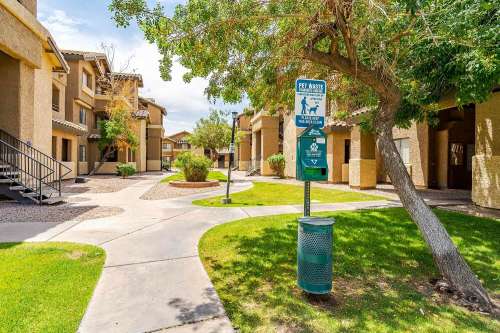 S Bed Yugo Tempe Villas 40