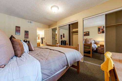 S Bed Yugo Tempe Villas 23