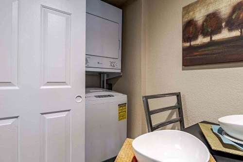 S Bed Yugo Tempe Villas 25