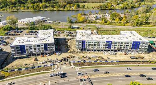 S Bed The Aurora at Cayuga Park 13