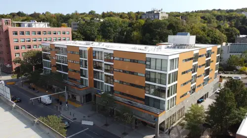 S Bed Cayuga Place 1