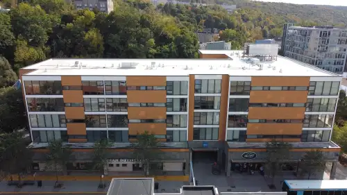 S Bed Cayuga Place 2