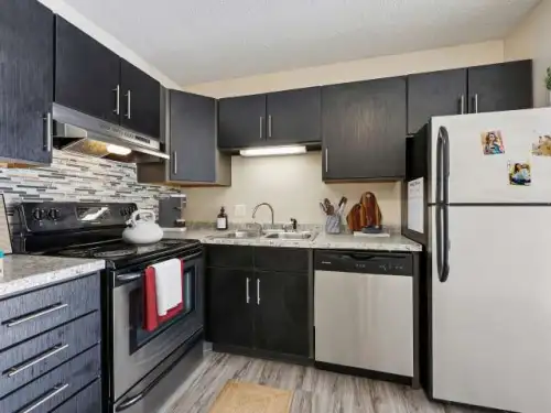 2026-03/IOWA-STATE-UNIVERSITY-Apartment-Building-18667458.webp