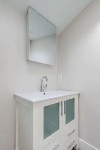 S Bed 1837 N Gratz Street 17