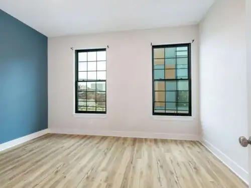 S Bed 1837 N Gratz Street 28