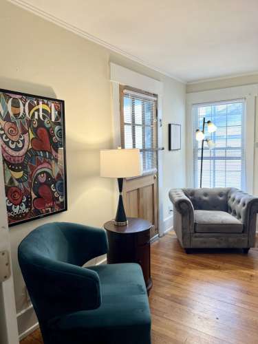 S Bed 1009 Madison Street 57