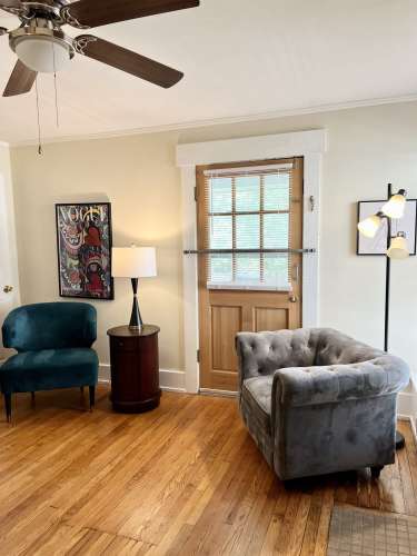 S Bed 1009 Madison Street 59