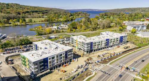 S Bed The Aurora at Cayuga Park 1