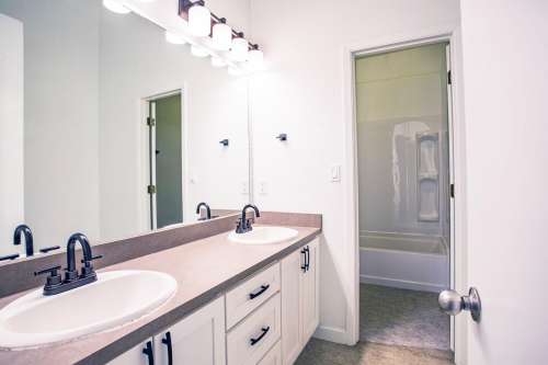 S Bed 19Eleven Apartments 32