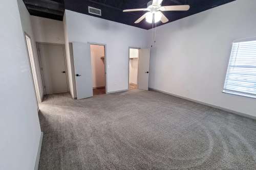 S Bed 19Eleven Apartments 21