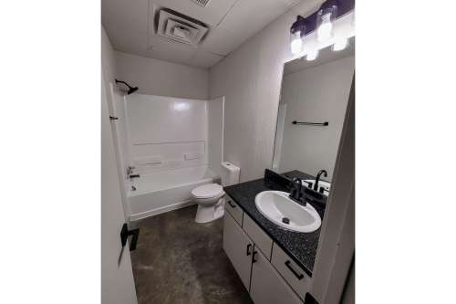 S Bed 19Eleven Apartments 25