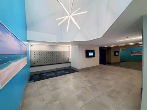 S Bed Collegetown Plaza 5