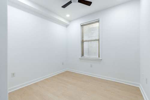 S Bed Temple Apartments 117