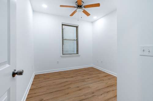 S Bed Temple Apartments 6