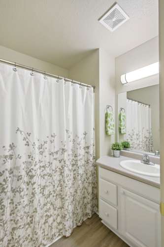 S Bed Saratoga West Apartments 31