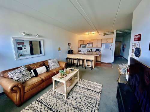 S Bed Humbucker Apartments 171