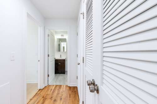 S Bed Temple Apartments 162