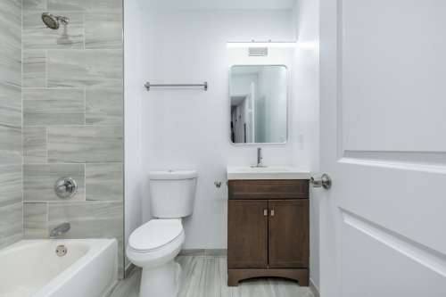 S Bed Temple Apartments 105