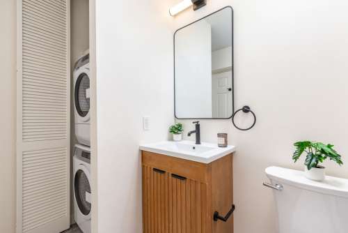 S Bed Carriage House 86