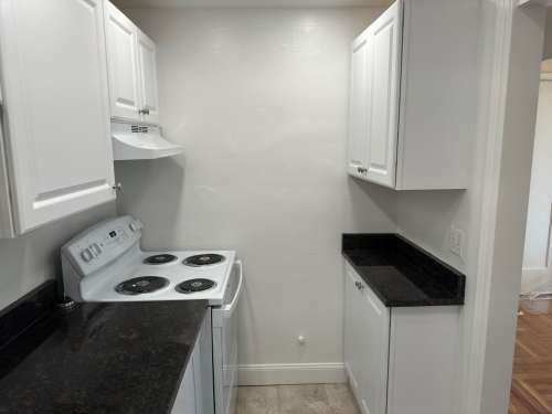 S Bed The Royal York Apartments 1064